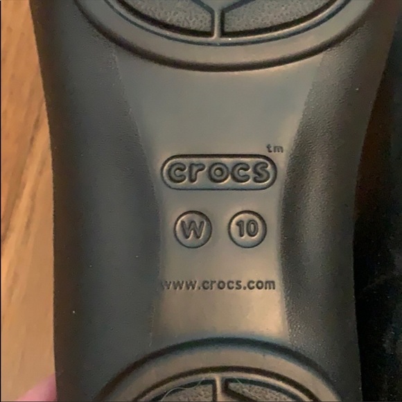 Crocs - Picture 2 of 3